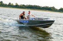 6 - Wyatboat-460 P 