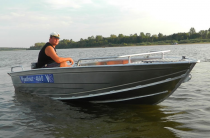 8 - Wyatboat-460 P 