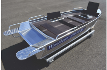 4 - Wyatboat-390 M 