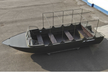 Wyatboat-700